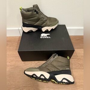 Women Kinetic Impact Zip Boots - waterproof.